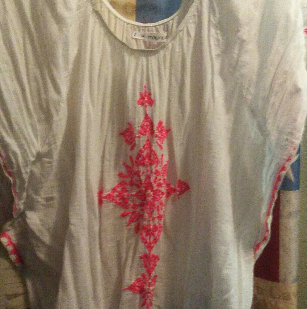 Maurices top